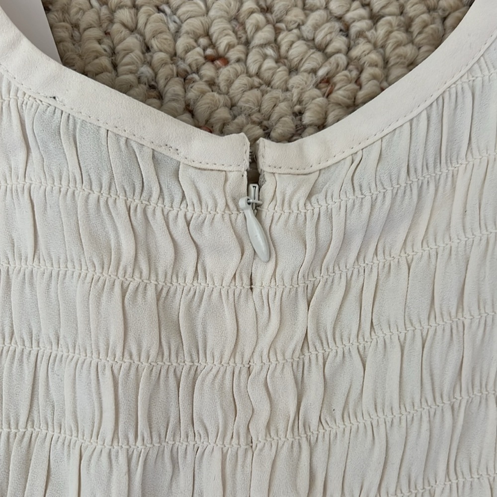 Ann Taylor Smocked Peplum Top - M - Picture 5 of 6